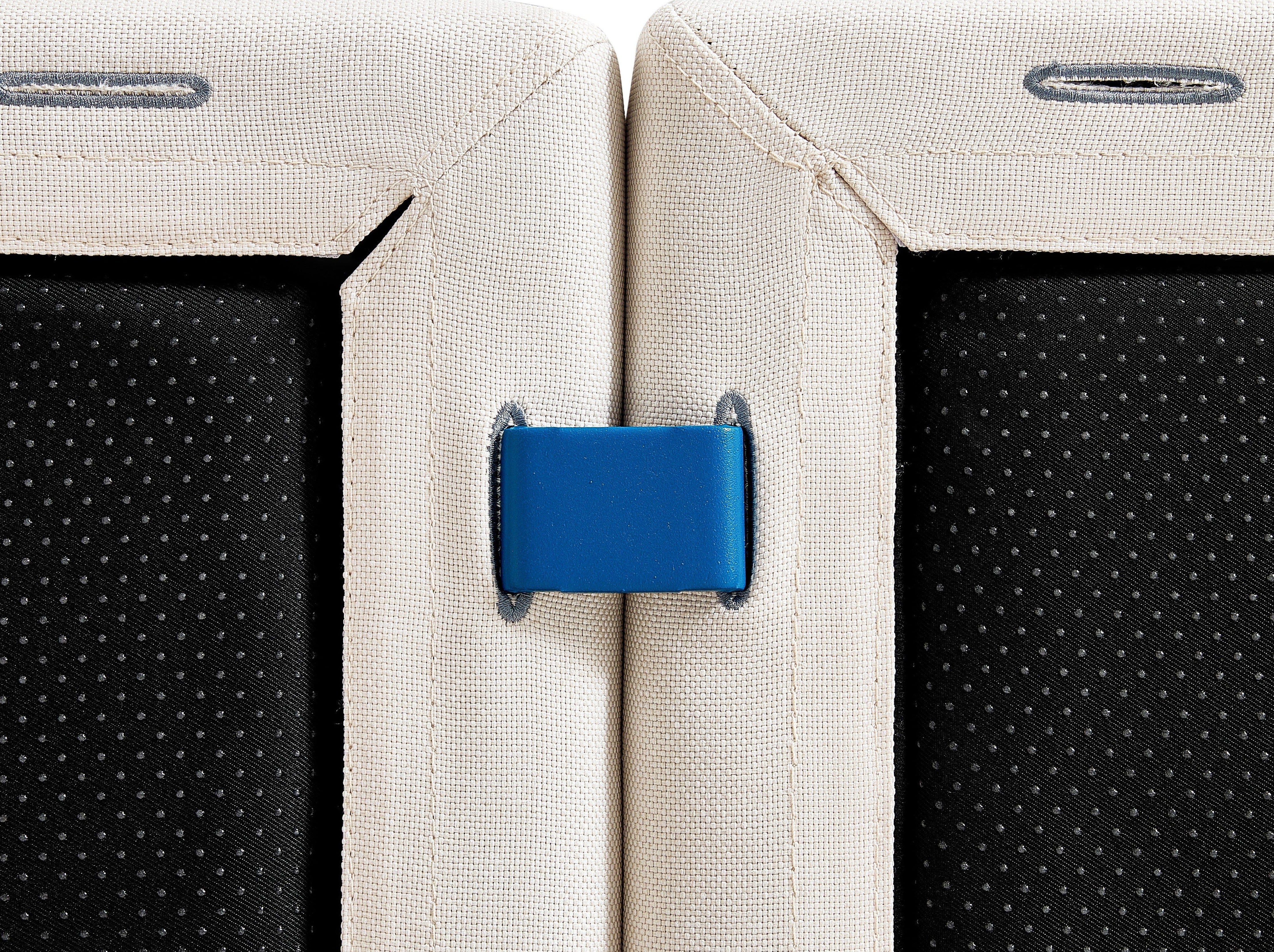 RUBIK III 6 Seats with 2 Ottomans and An Additional Set of Covers - LINSY HOME