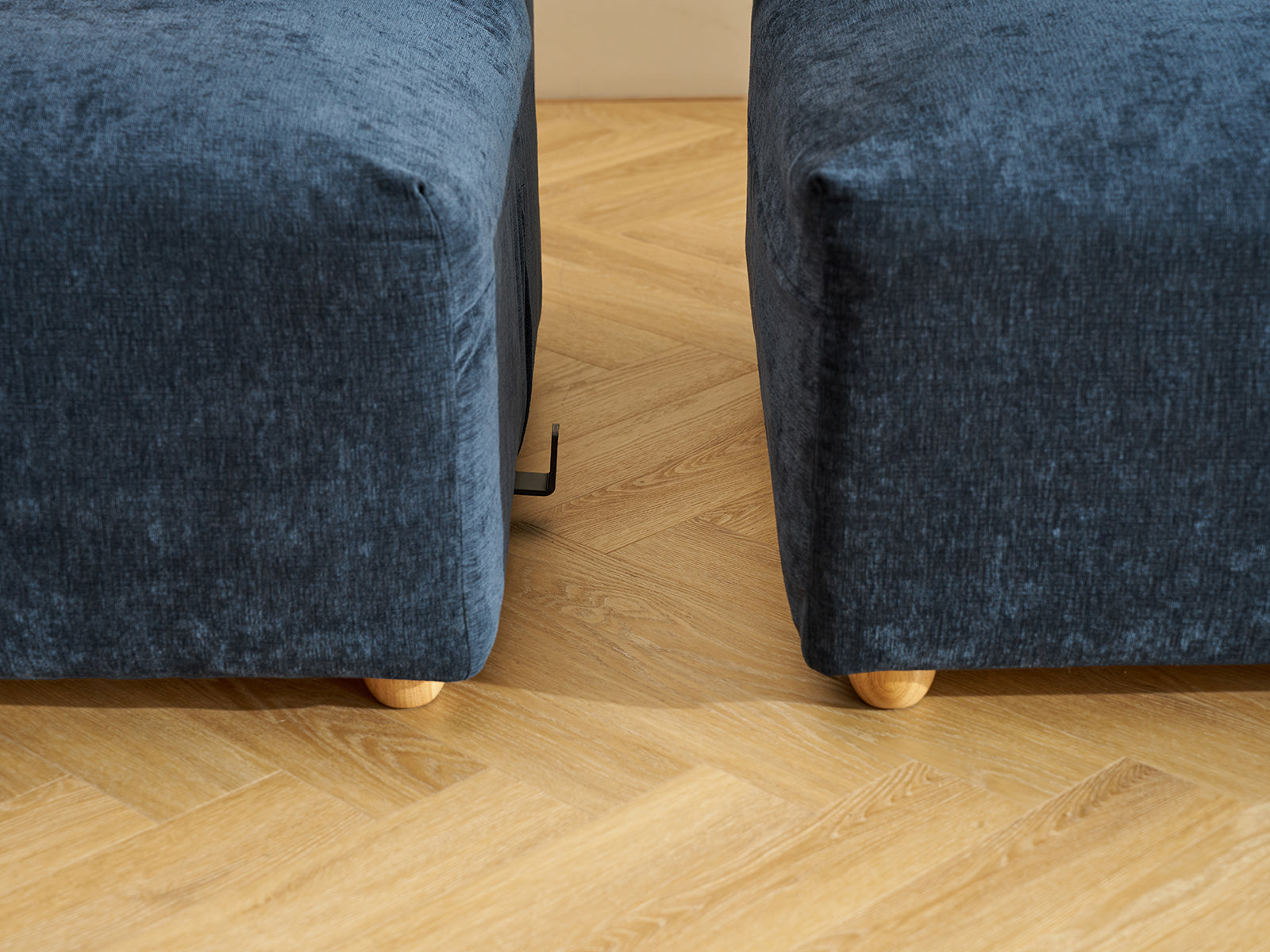RUBIK L 3 Seats with 3 Ottomans & Console